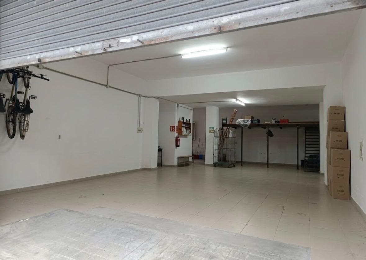LOCAL COMERCIAL EN EL CENTRO DE POLINYA